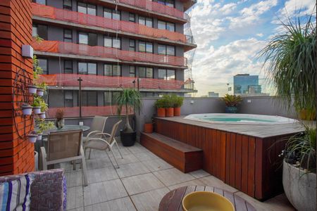 Apartamento à venda com 219m², 4 quartos e 2 vagasSala - varanda