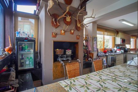 Apartamento à venda com 219m², 4 quartos e 2 vagasCozinha