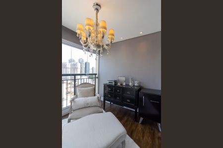 Apartamento à venda com 213m², 4 quartos e 4 vagasVaranda da Suíte 1