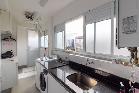 Apartamento à venda com 213m², 4 quartos e 4 vagasÁrea de Serviço