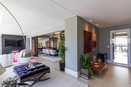 Sala de Estar de apartamento à venda com 4 quartos, 213m² em Santo Amaro, São Paulo