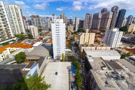 Apartamento à venda com 213m², 4 quartos e 4 vagasVista Varanda da Suíte 1