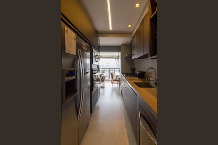 Apartamento à venda com 213m², 4 quartos e 4 vagasCozinha