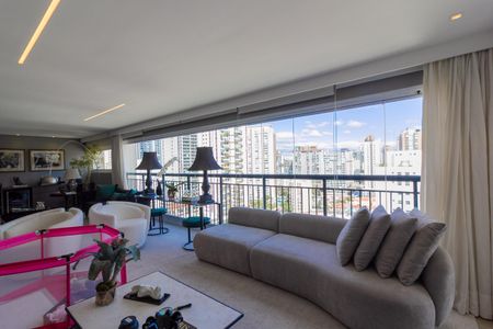 Apartamento à venda com 213m², 4 quartos e 4 vagasSala de Jantar