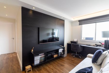 Apartamento à venda com 213m², 4 quartos e 4 vagasEscritório