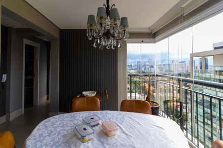 Apartamento à venda com 213m², 4 quartos e 4 vagasCopa