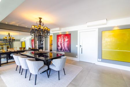 Apartamento à venda com 213m², 4 quartos e 4 vagasSala de Jantar