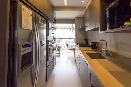 Apartamento à venda com 213m², 4 quartos e 4 vagasCozinha