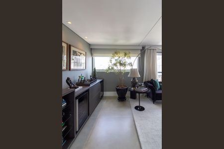 Apartamento à venda com 213m², 4 quartos e 4 vagasSala de Estar