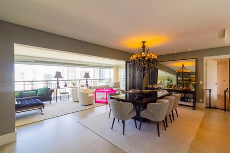 Sala de Jantar de apartamento à venda com 4 quartos, 213m² em Santo Amaro, São Paulo