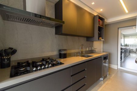 Apartamento à venda com 213m², 4 quartos e 4 vagasCozinha