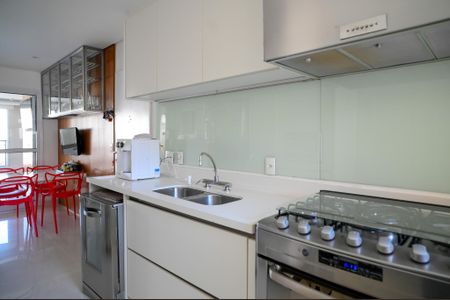 Apartamento à venda com 280m², 3 quartos e 4 vagasCozinha