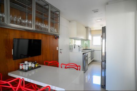 Apartamento à venda com 280m², 3 quartos e 4 vagasCozinha