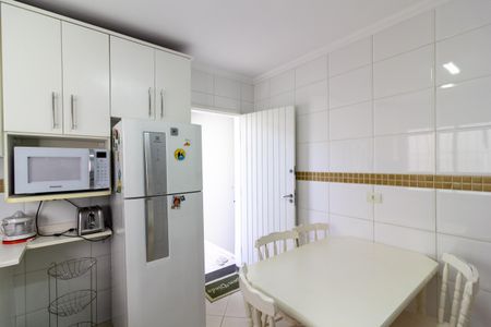 Casa à venda com 122m², 3 quartos e 2 vagasCozinha