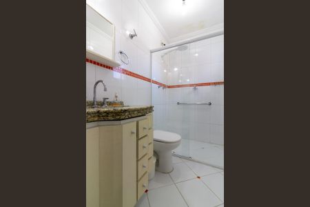 Casa à venda com 122m², 3 quartos e 2 vagasBanheiro da Suíte