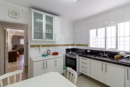 Casa à venda com 122m², 3 quartos e 2 vagasCozinha