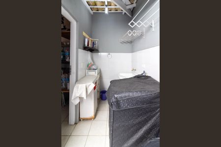 Casa à venda com 122m², 3 quartos e 2 vagasÁrea de Serviço