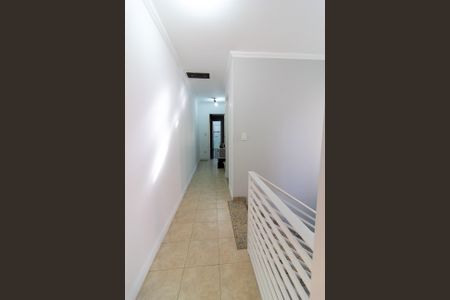 Casa à venda com 122m², 3 quartos e 2 vagasCorredor