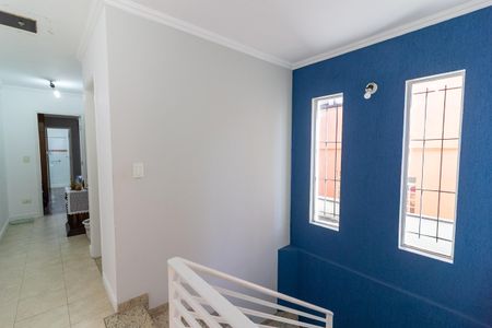 Casa à venda com 122m², 3 quartos e 2 vagasCorredor