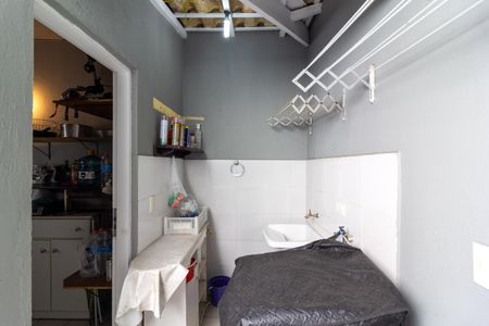 Casa à venda com 122m², 3 quartos e 2 vagasÁrea de Serviço