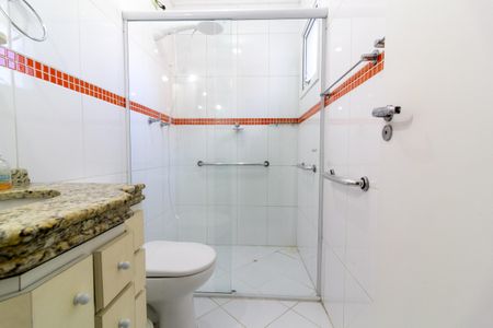 Casa à venda com 122m², 3 quartos e 2 vagasBanheiro da Suíte