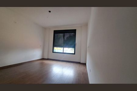 Casa à venda com 210m², 3 quartos e 4 vagas