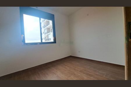 Casa à venda com 3 quartos, 210m² em Vila Santa Isabel, São Paulo