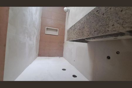 Casa à venda com 210m², 3 quartos e 4 vagas