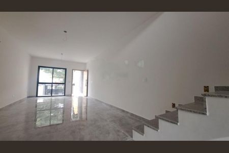 Casa à venda com 3 quartos, 210m² em Vila Santa Isabel, São Paulo