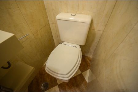 Casa de condomínio à venda com 89m², 2 quartos e 2 vagasLavabo