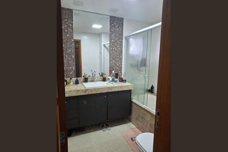 Apartamento à venda com 171m², 3 quartos e 3 vagas