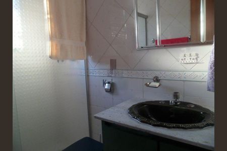 Casa à venda com 3 quartos, 180m² em Jardim Esmeralda, São Paulo