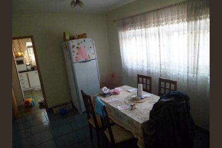 Casa à venda com 3 quartos, 180m² em Jardim Esmeralda, São Paulo