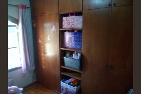 Casa à venda com 3 quartos, 180m² em Jardim Esmeralda, São Paulo