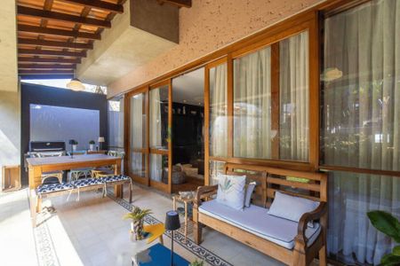 Casa à venda com 3 quartos, 341m² em Jardim dos Estados, São Paulo