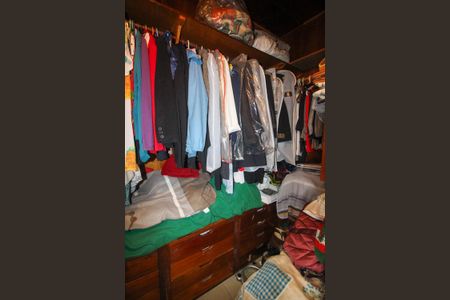 Casa à venda com 390m², 4 quartos e 4 vagasCloset da suíte 3