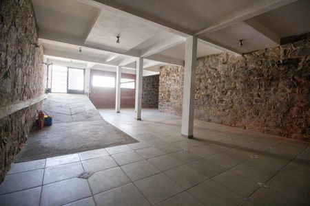 Casa à venda com 390m², 4 quartos e 4 vagasÁrea comum - Salão de festas