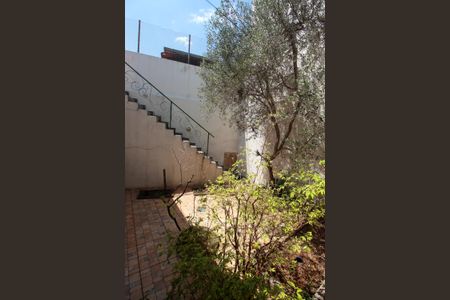 Casa à venda com 390m², 4 quartos e 4 vagasJardim