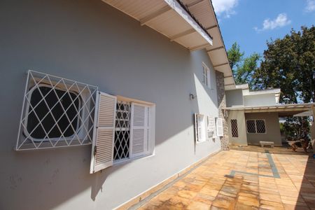 Casa à venda com 390m², 4 quartos e 4 vagasQuintal