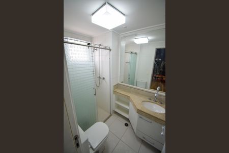 Apartamento para alugar com 167m², 3 quartos e 3 vagas Apartamento para alugar com 167m², 3 quartos e 3 vagasBanheiro Quarto 1