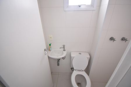 Apartamento para alugar com 167m², 3 quartos e 3 vagas Apartamento para alugar com 167m², 3 quartos e 3 vagasBanheiro Área de Serviço