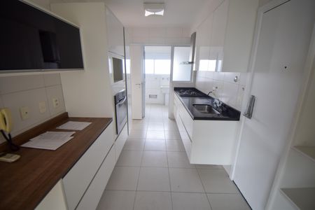 Apartamento para alugar com 167m², 3 quartos e 3 vagas Apartamento para alugar com 167m², 3 quartos e 3 vagasCozinha