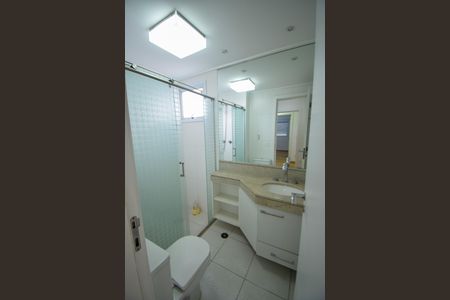 Apartamento para alugar com 167m², 3 quartos e 3 vagas Apartamento para alugar com 167m², 3 quartos e 3 vagasBanheiro Quarto 3