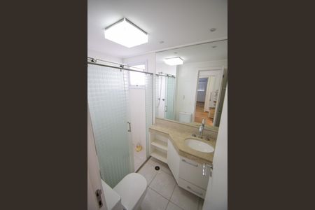 Apartamento para alugar com 167m², 3 quartos e 3 vagas Apartamento para alugar com 167m², 3 quartos e 3 vagasBanheiro Quarto 3