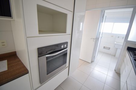 Apartamento para alugar com 167m², 3 quartos e 3 vagas Apartamento para alugar com 167m², 3 quartos e 3 vagasCozinha