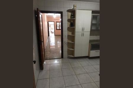 Casa à venda com 167m², 3 quartos e 2 vagas