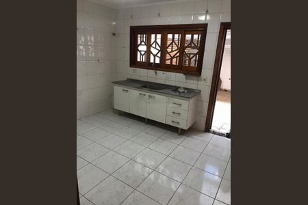 Casa à venda com 167m², 3 quartos e 2 vagas