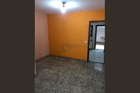 Casa à venda com 167m², 3 quartos e 2 vagas