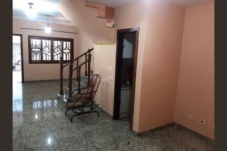 Casa à venda com 167m², 3 quartos e 2 vagas