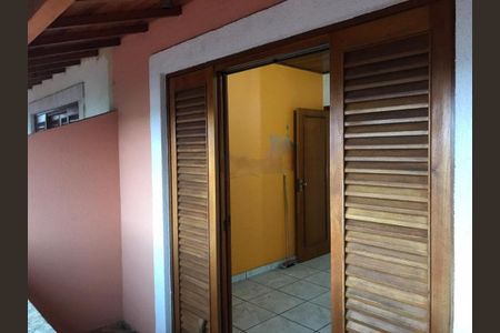 Casa à venda com 167m², 3 quartos e 2 vagas